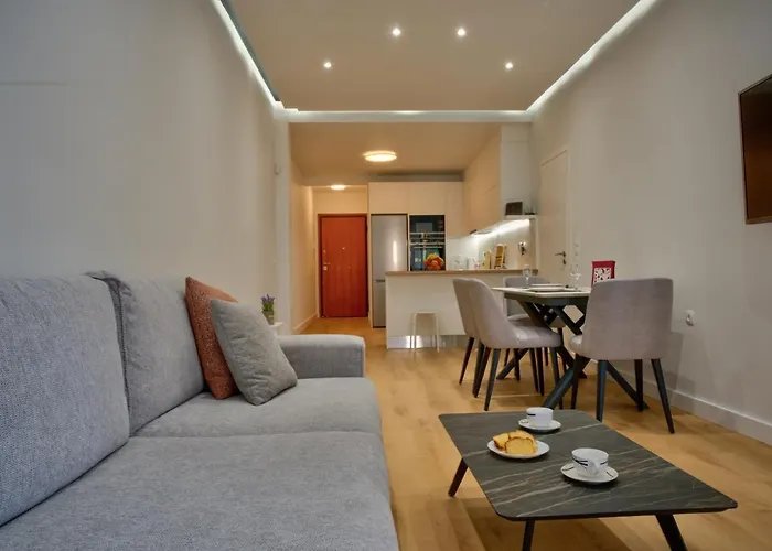 The Cosy Luxurious Seaside Apartment